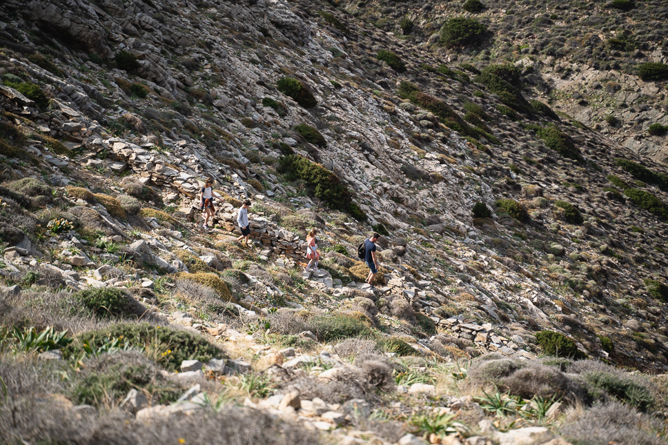 Hiking in Syros as a family with kids