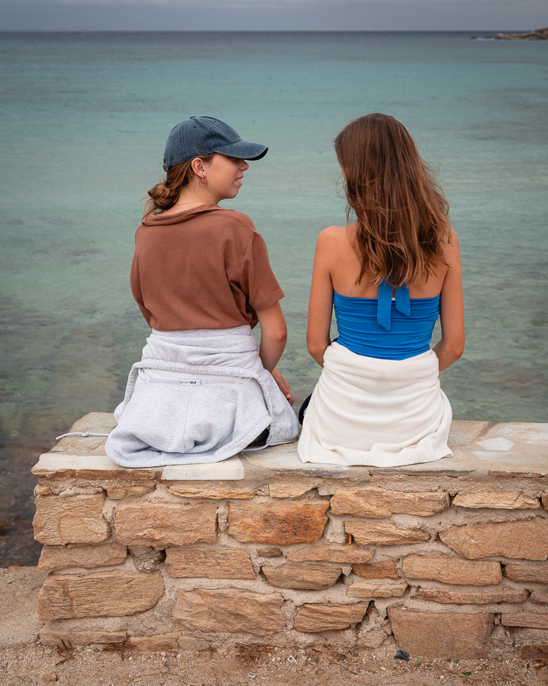 two girls at the sifneiko Antiparos beach
