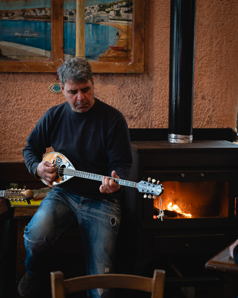 Laouotari restaurant Music open in December